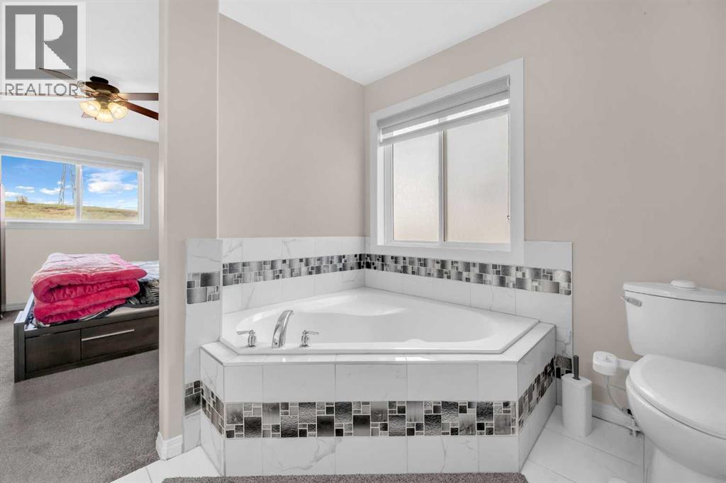 Single Family House for Sale in  Covemeadow Court NE Coventry Hills Calgary 