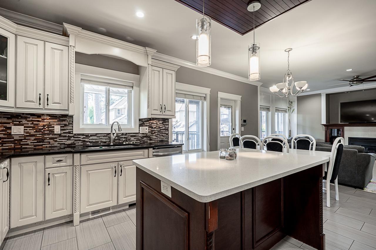 Photo 11 of 5909 125 Street, Surrey BC