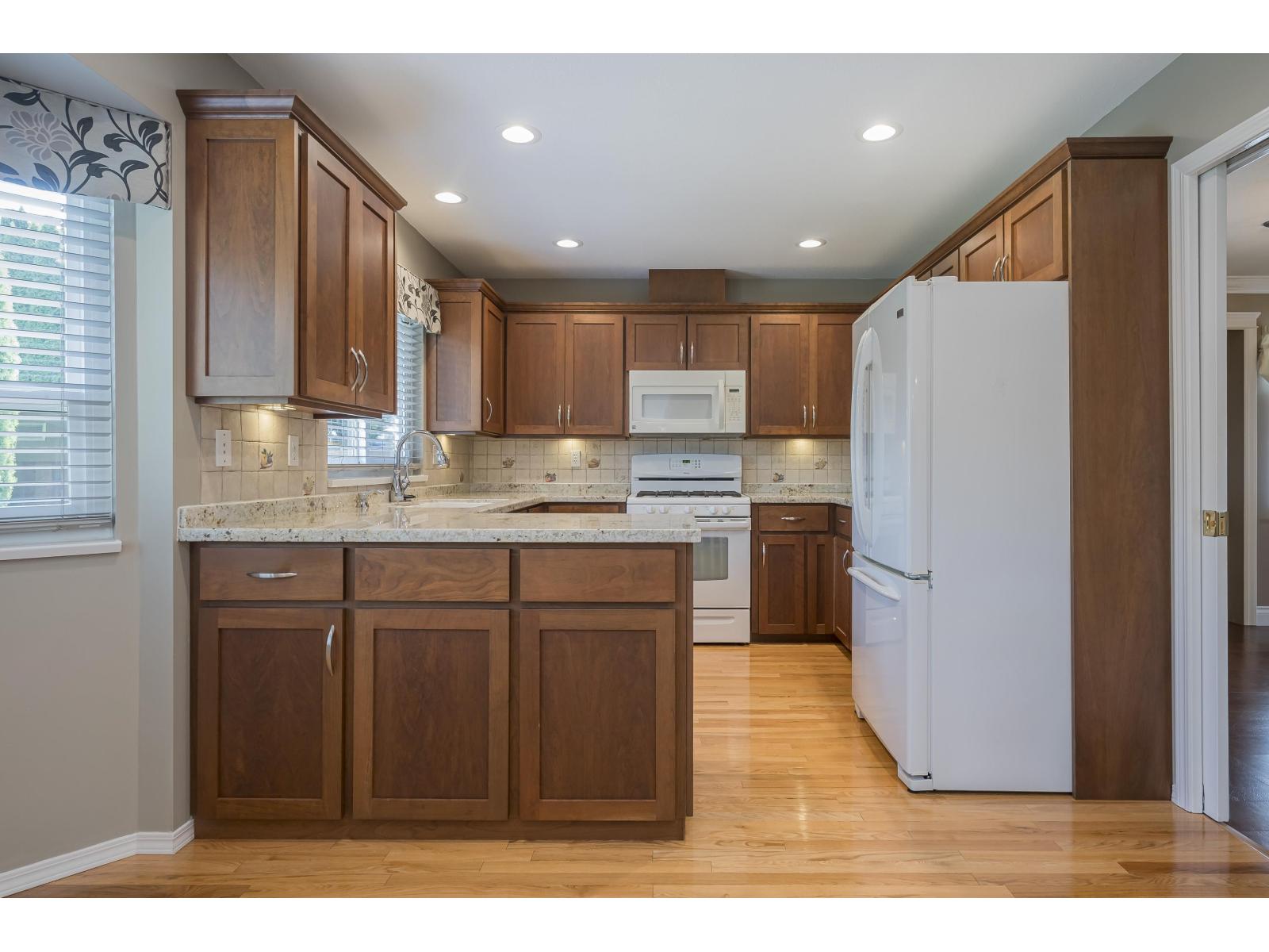 Photo 12 of 3470 Chase Street, Abbotsford BC