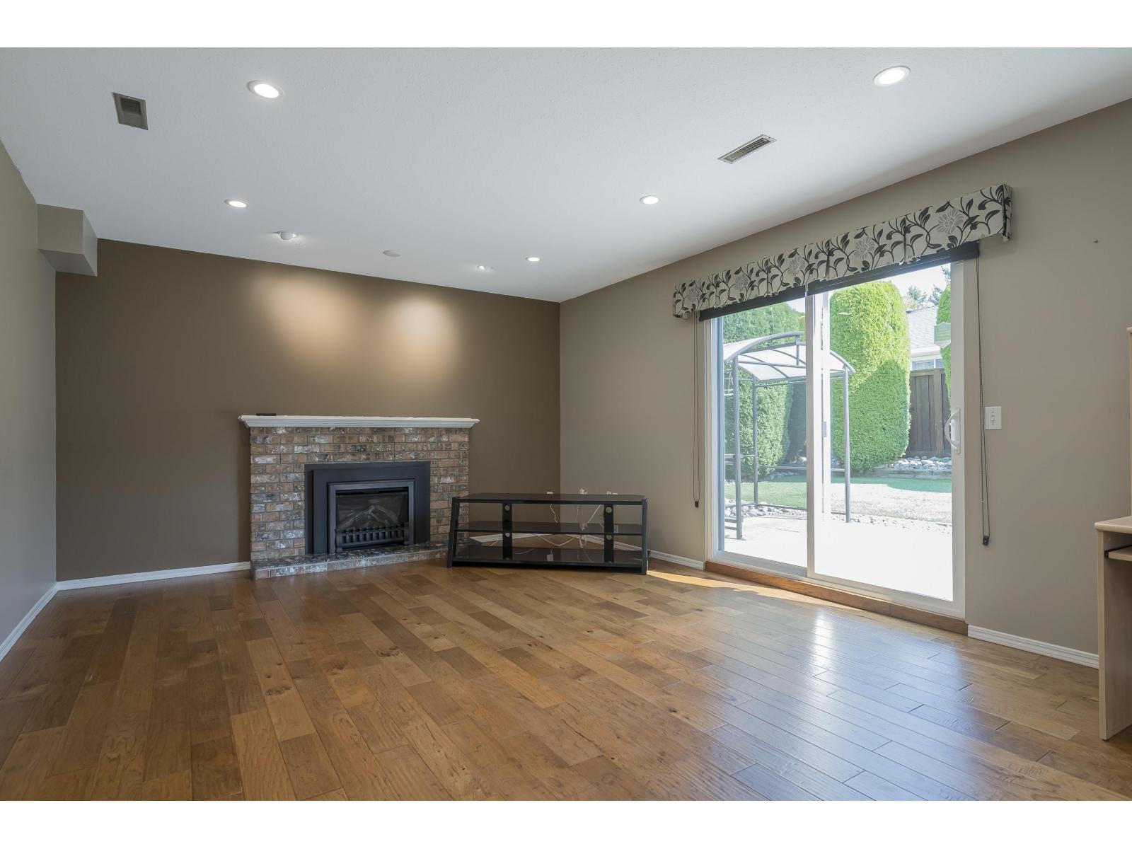 Photo 18 of 3470 Chase Street, Abbotsford BC