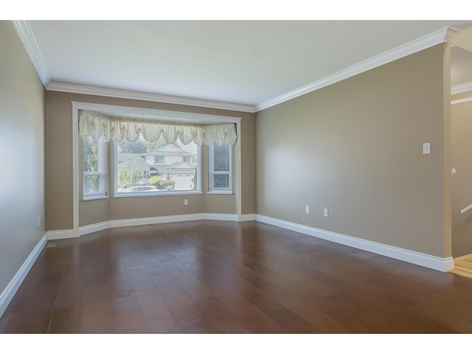 Photo 8 of 3470 Chase Street, Abbotsford BC