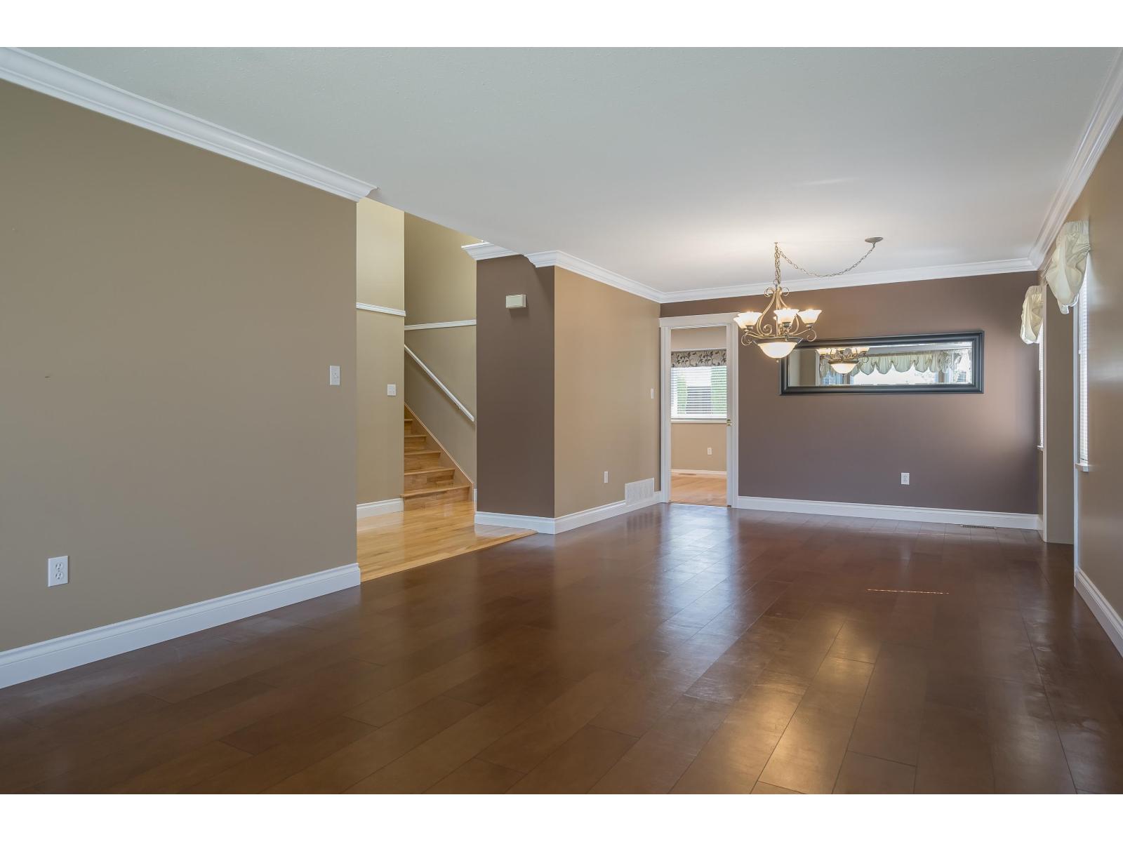 Photo 9 of 3470 Chase Street, Abbotsford BC