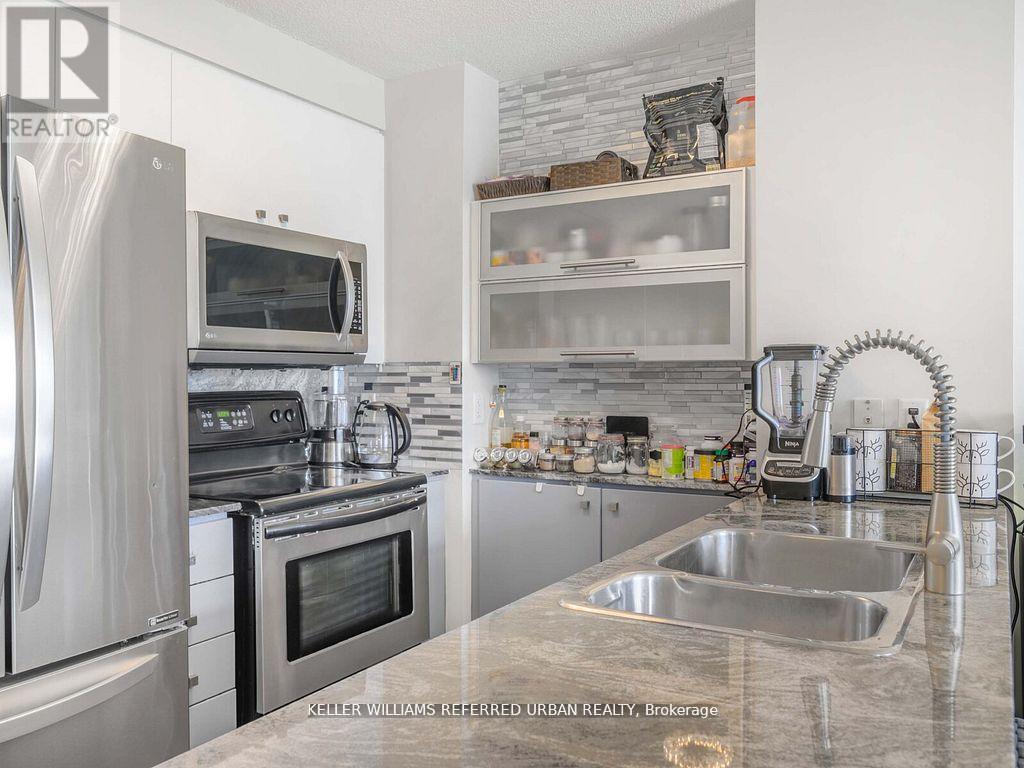 Photo 12 of 4702 11 Brunel Court, Toronto ON