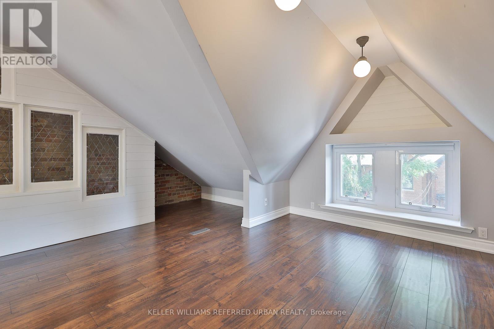 Photo 26 of 234 Seaton Street, Toronto ON