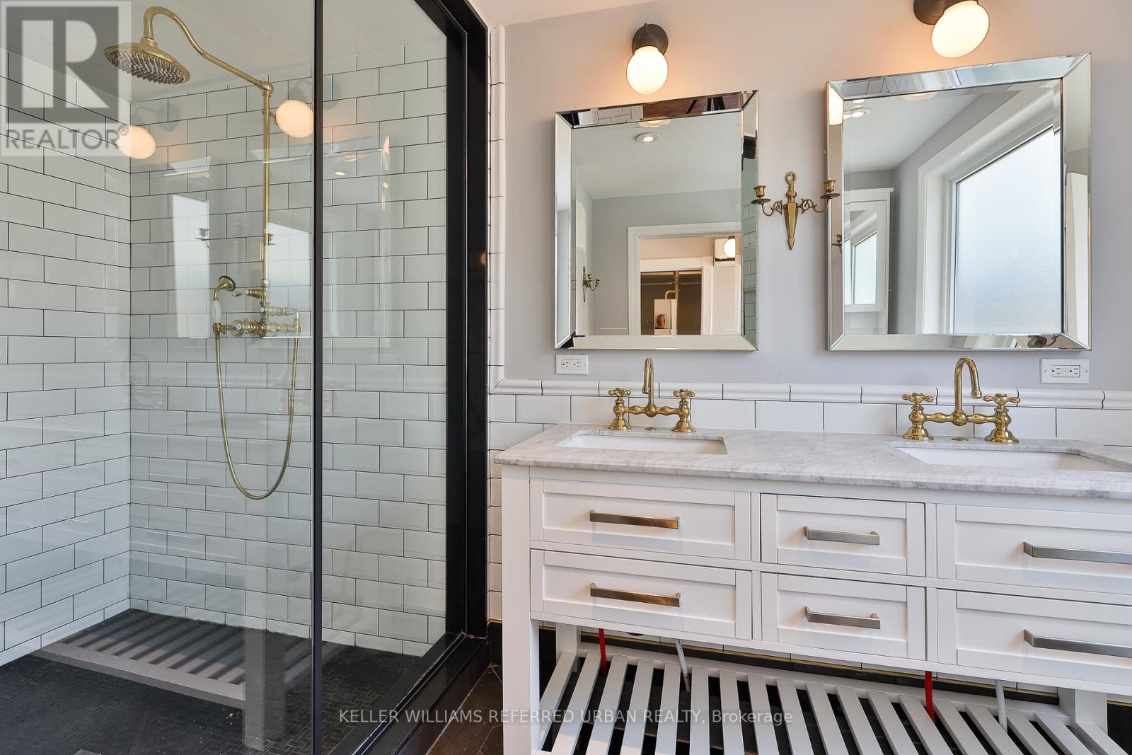 Photo 28 of 234 Seaton Street, Toronto ON