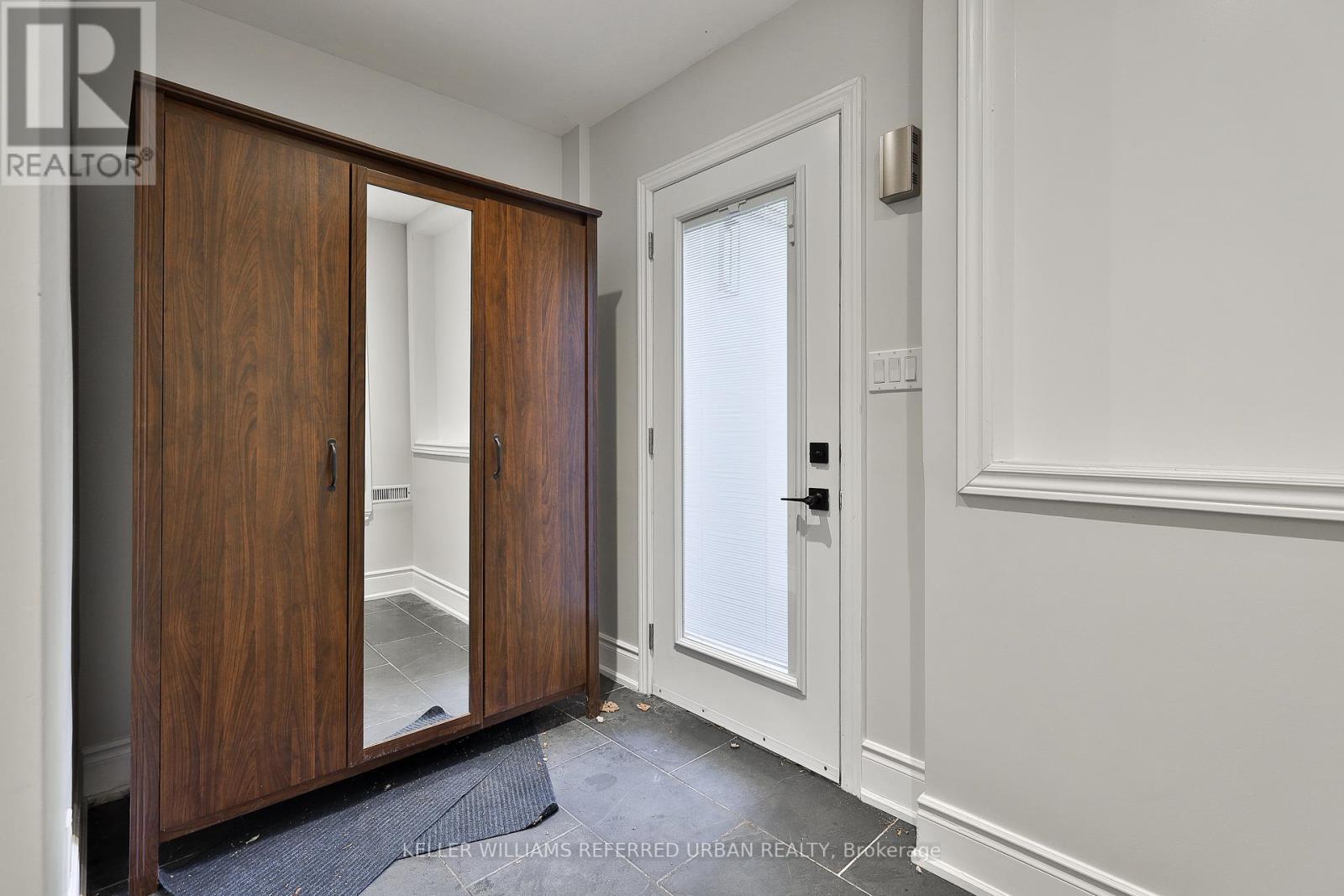 Photo 32 of 234 Seaton Street, Toronto ON
