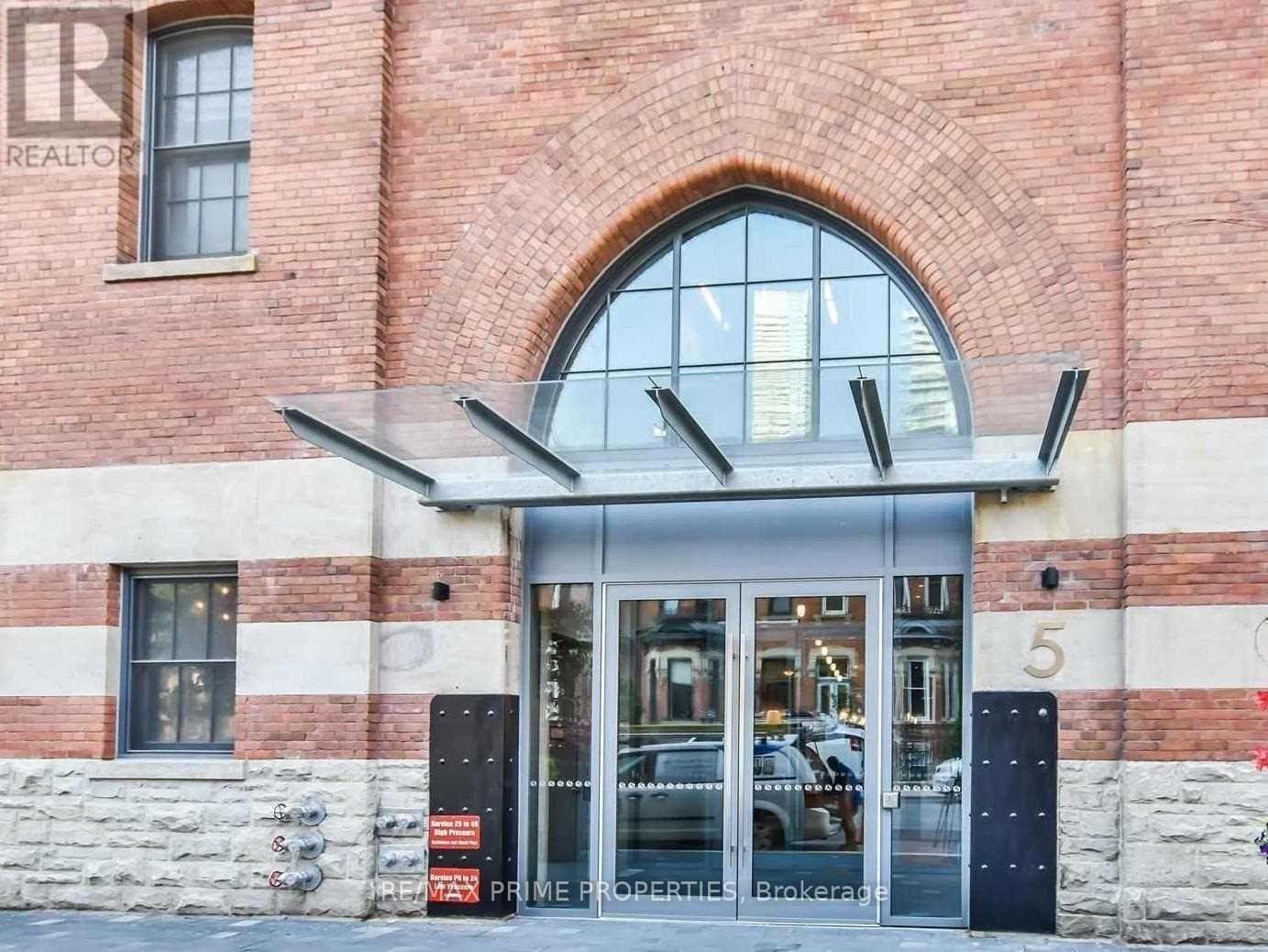 Photo 2 of 2501 5 St Joseph Street, Toronto ON