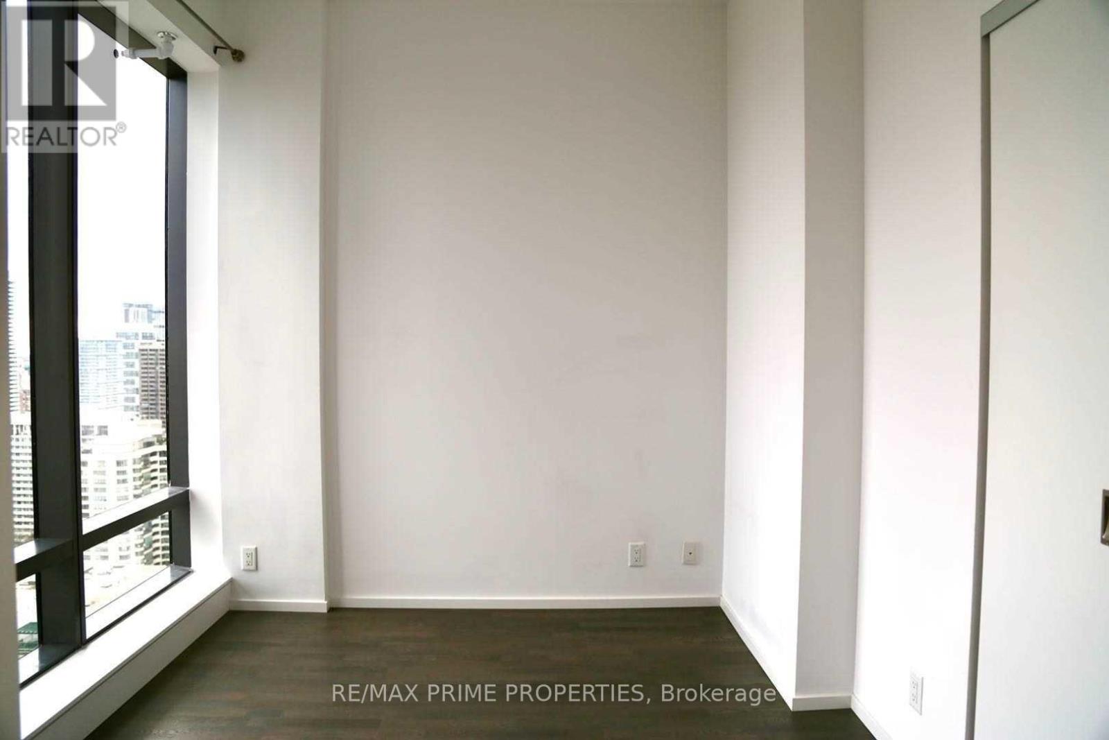 Photo 5 of 2501 5 St Joseph Street, Toronto ON