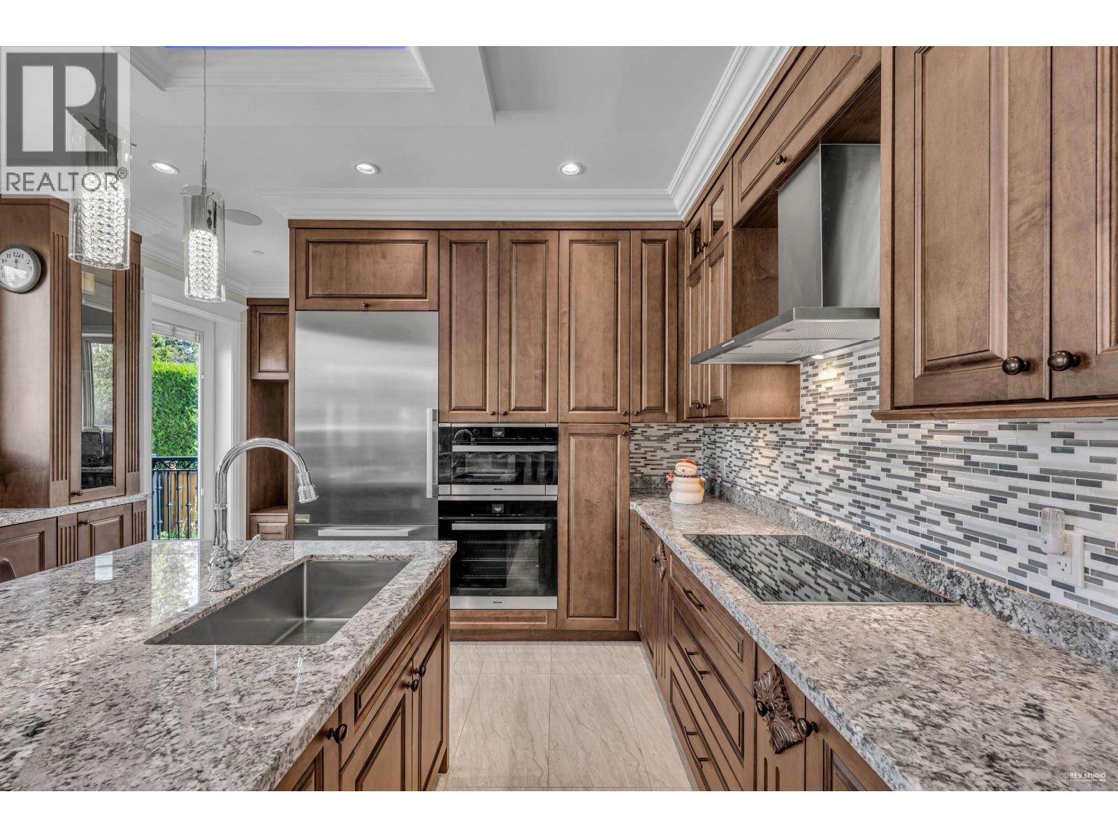 1019 W 47TH AVENUE, Vancouver