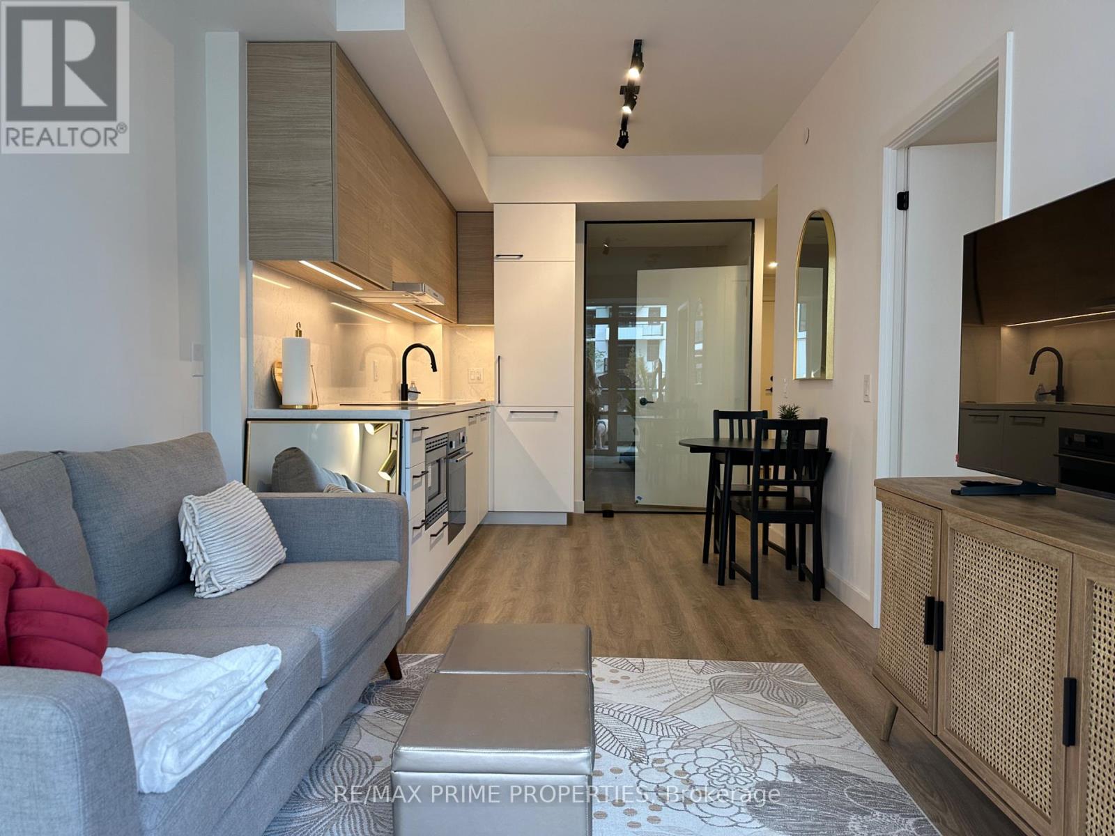 Photo 6 of 344 1050 Eastern Avenue, Toronto ON