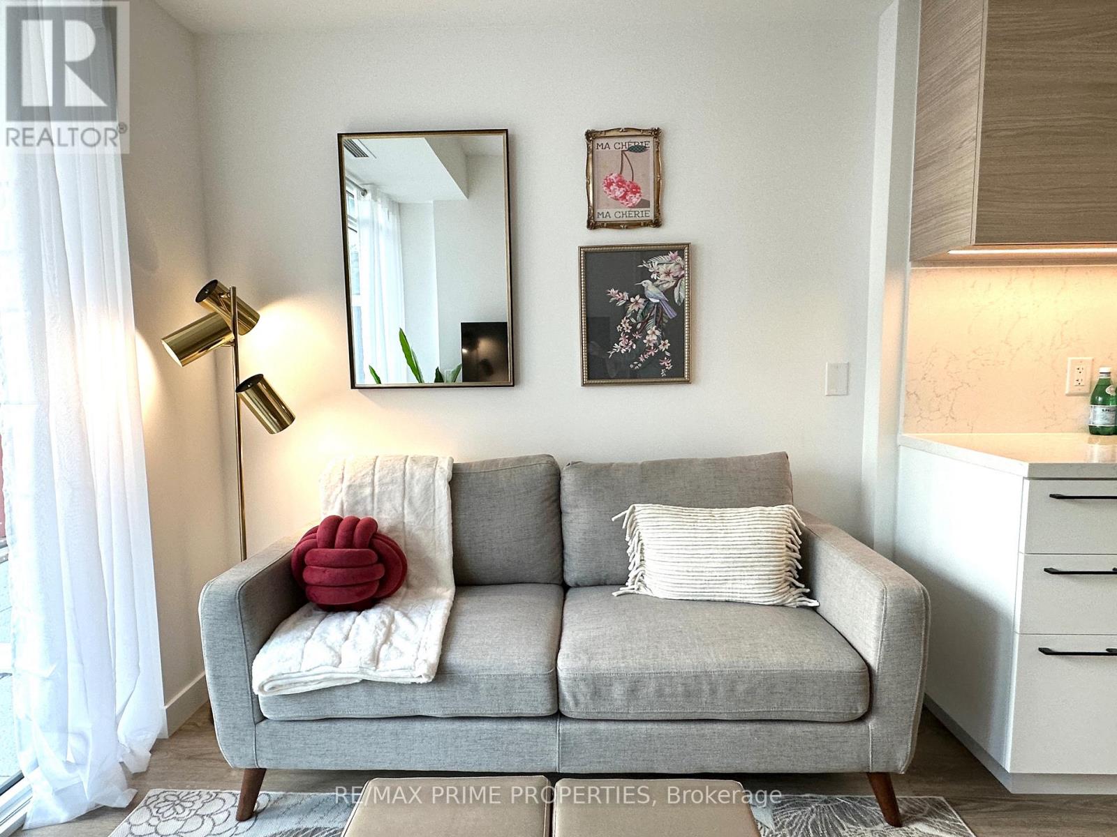 Photo 7 of 344 1050 Eastern Avenue, Toronto ON