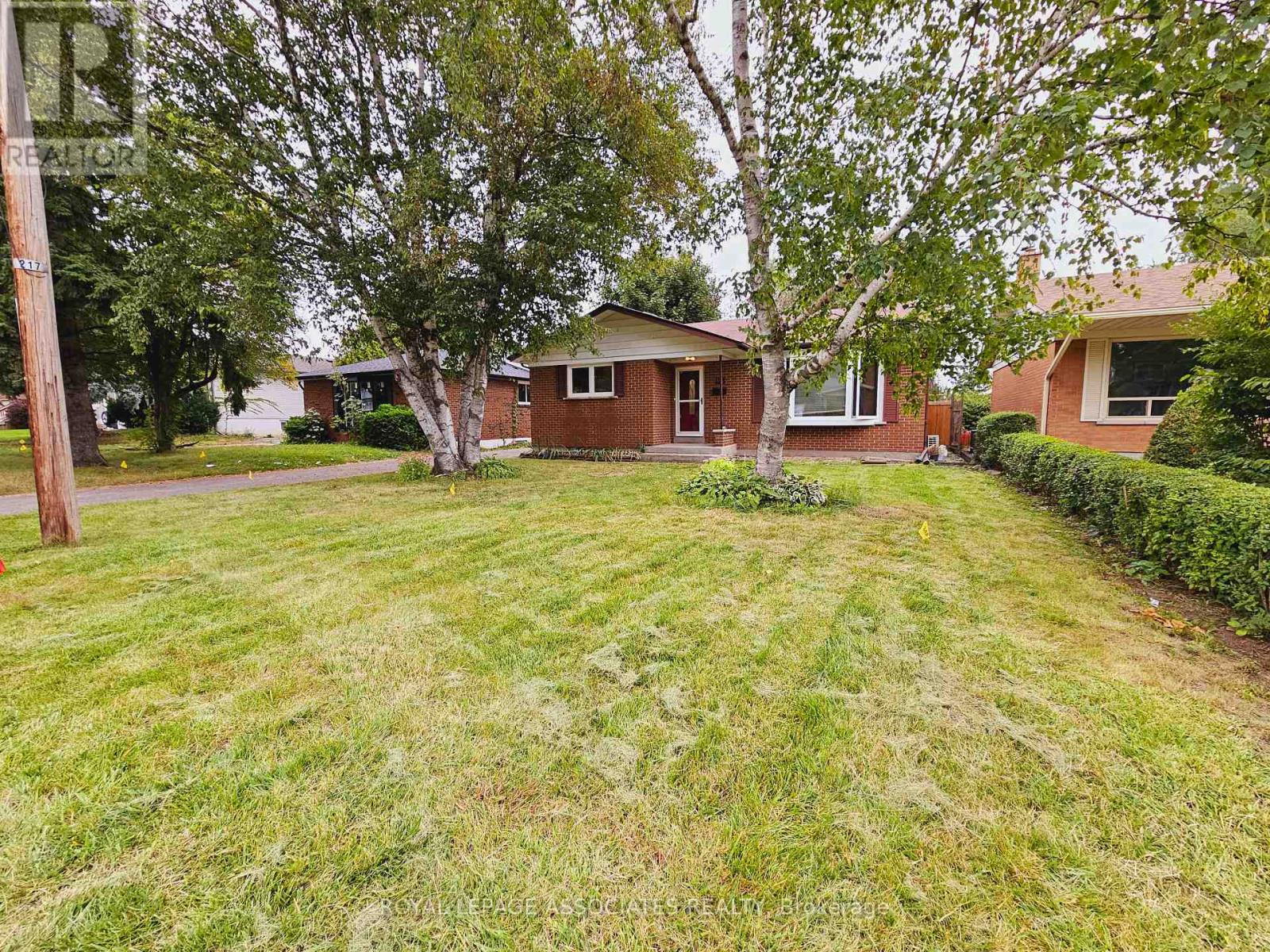 Photo 3 of 154 Burcher Road, Ajax ON