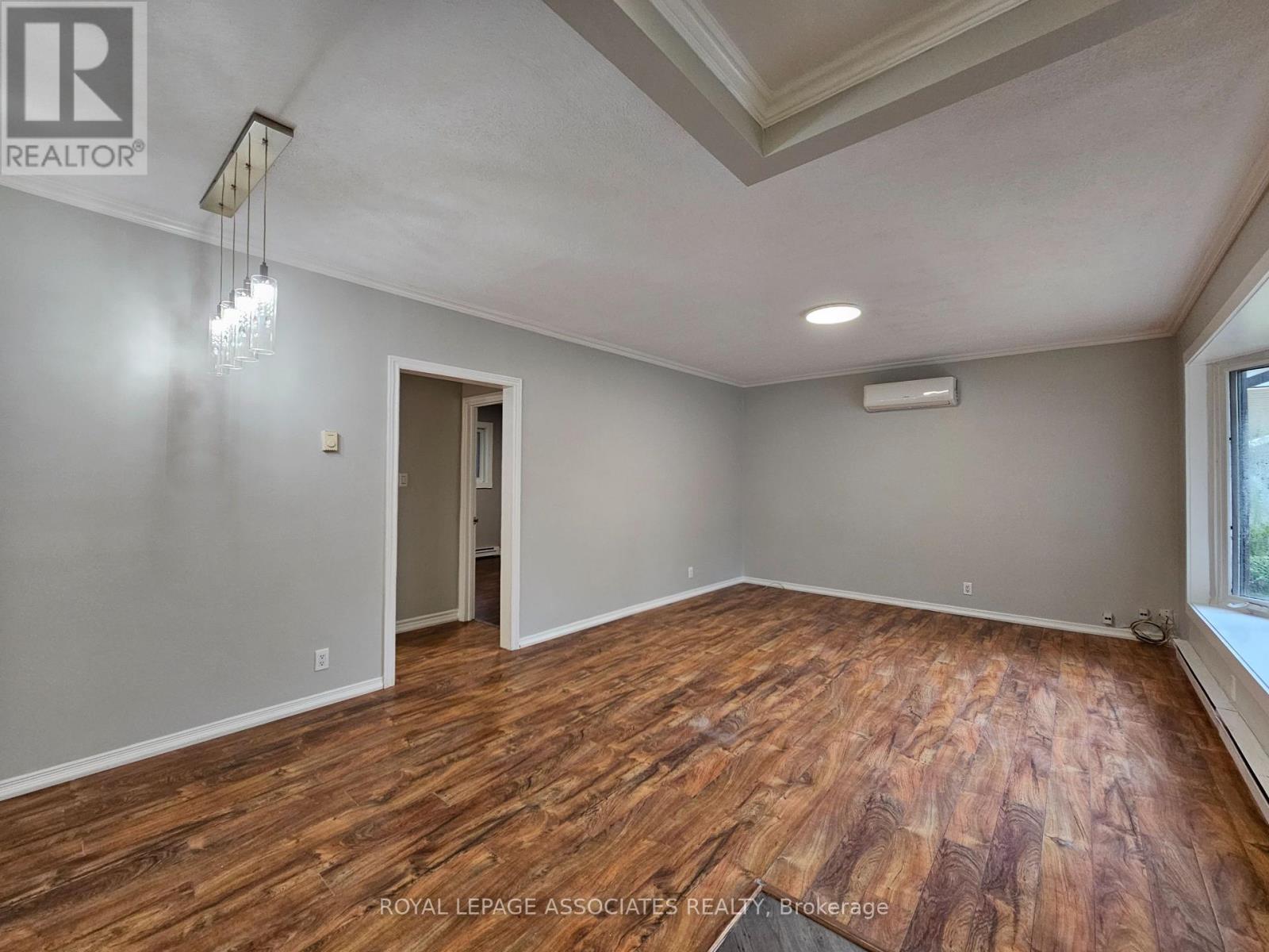 Photo 5 of 154 Burcher Road, Ajax ON