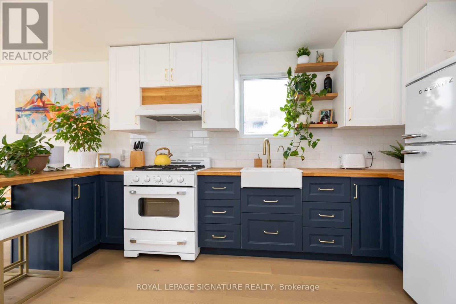 Photo 15 of E 65 7 Brimley Road S, Toronto ON