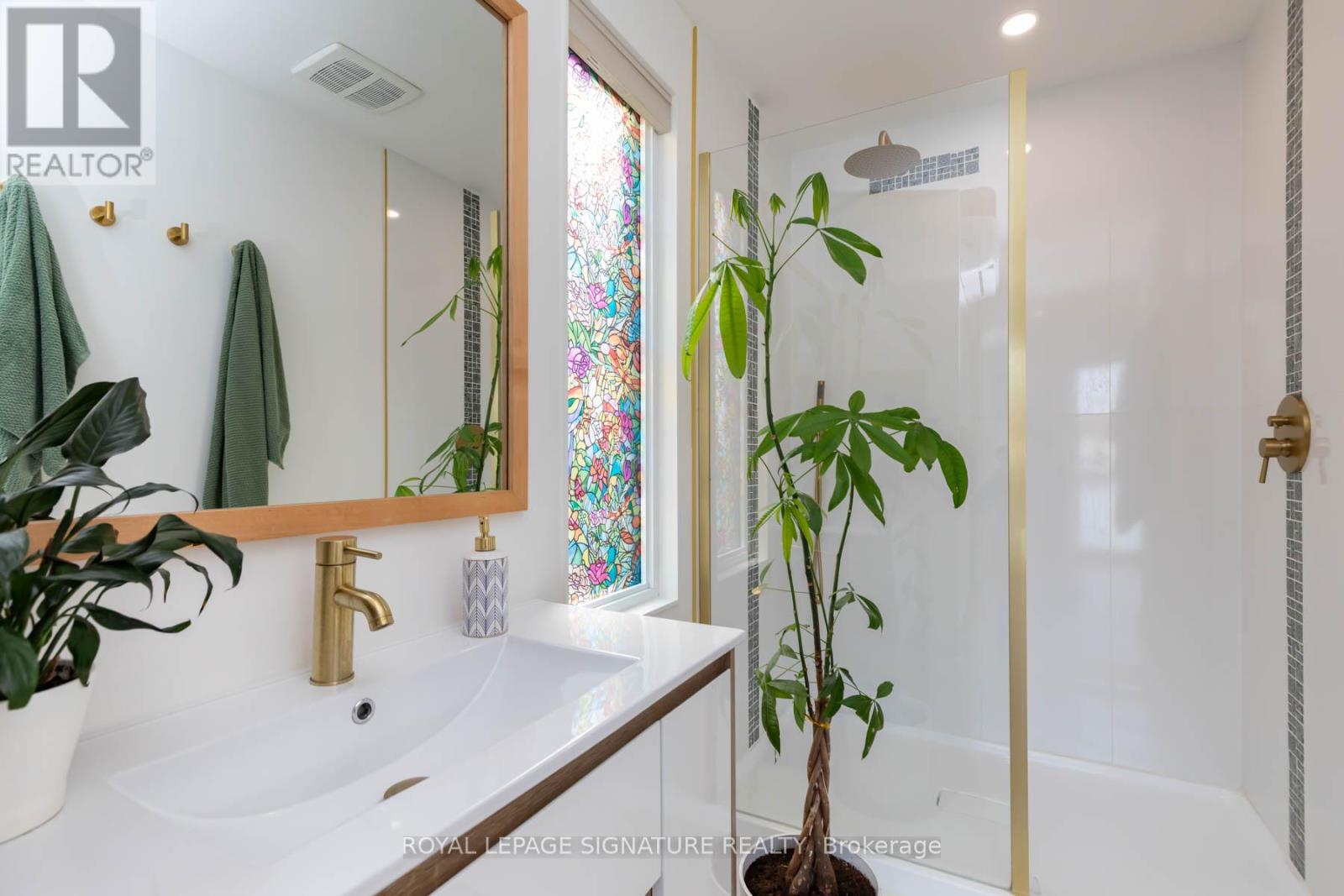 Photo 21 of E 65 7 Brimley Road S, Toronto ON