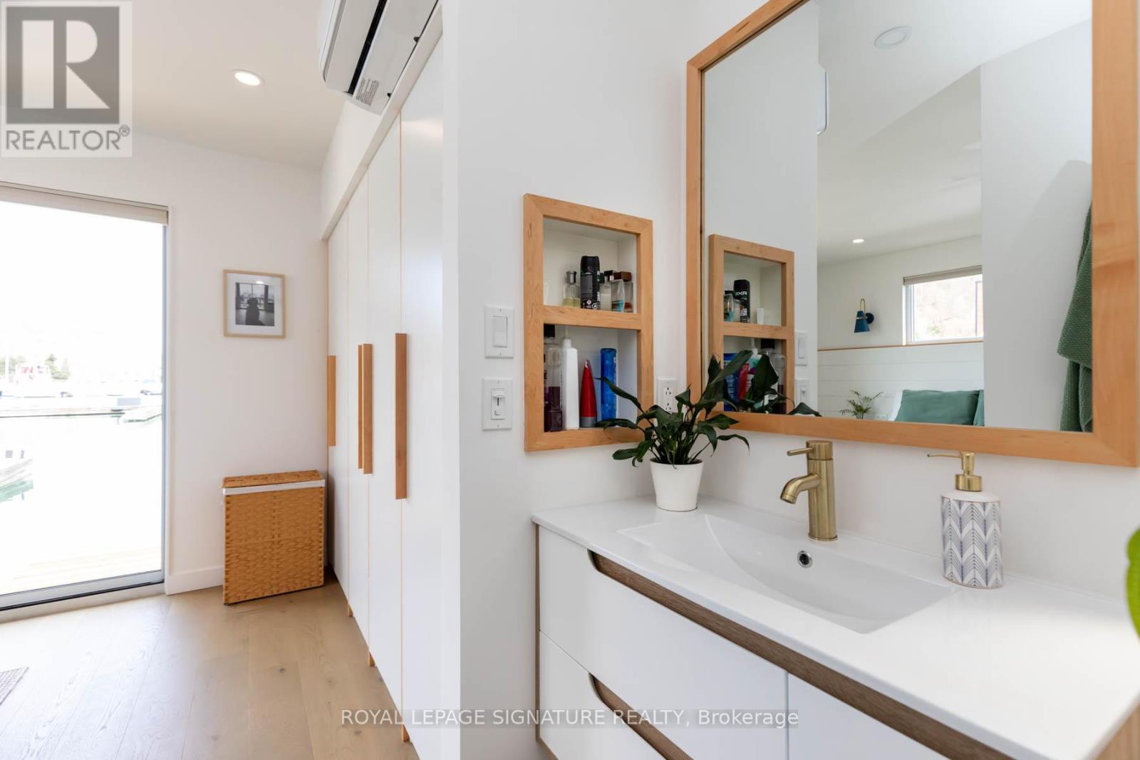 Photo 22 of E 65 7 Brimley Road S, Toronto ON