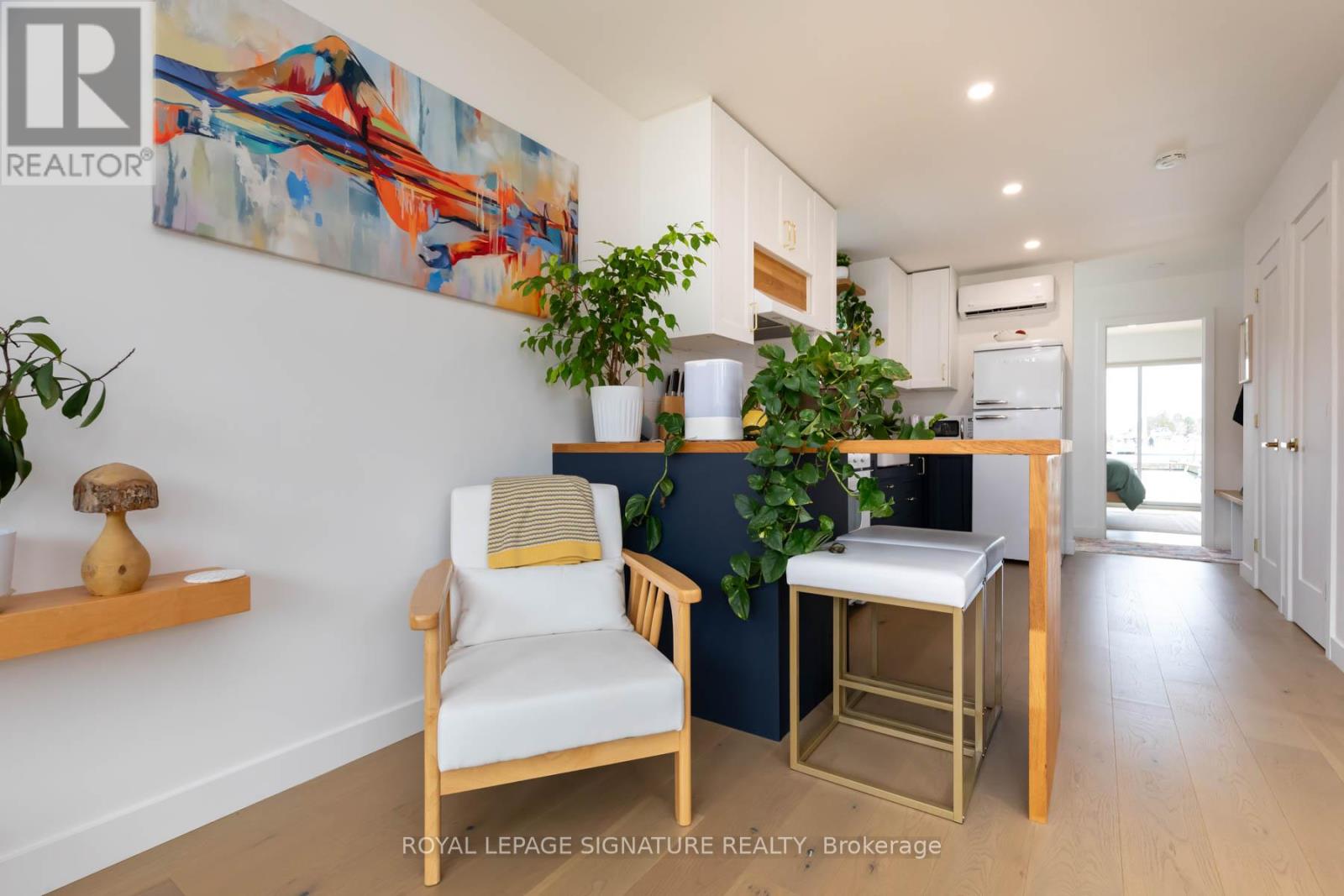 Photo 8 of E 65 7 Brimley Road S, Toronto ON