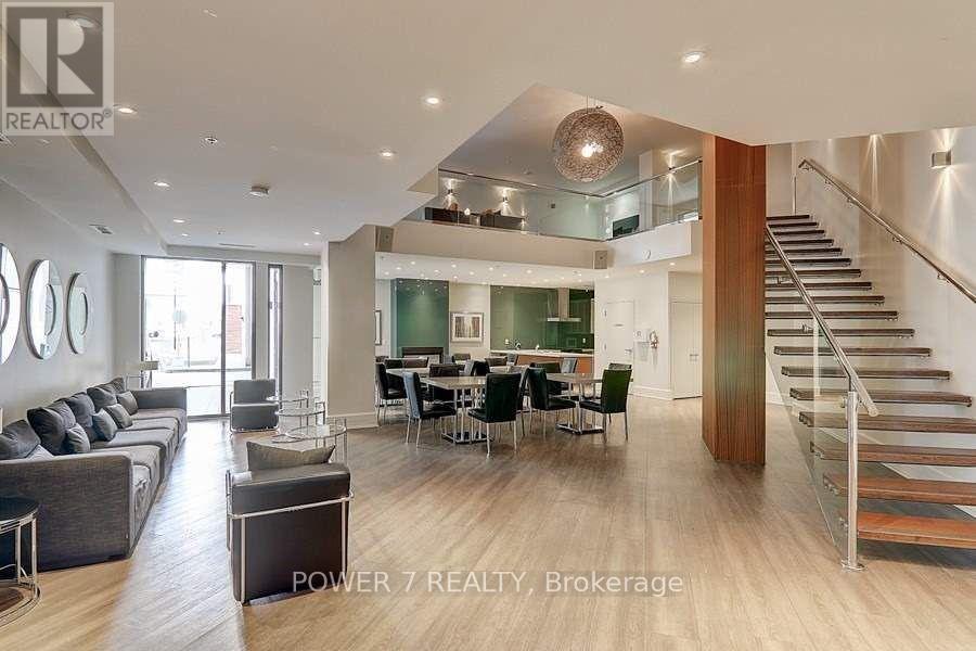 Photo 14 of 932 111 Elizabeth Street, Toronto ON