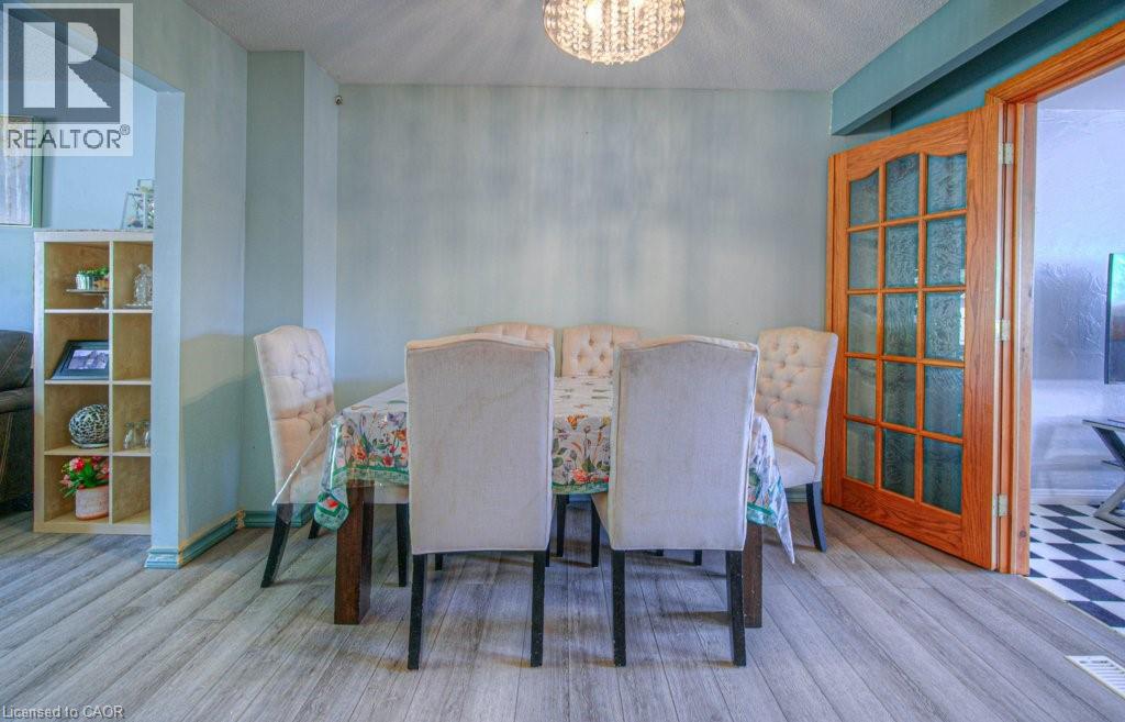 Photo 11 of 164 Green Valley Drive, Kitchener ON