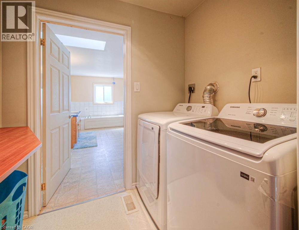 Photo 18 of 164 Green Valley Drive, Kitchener ON