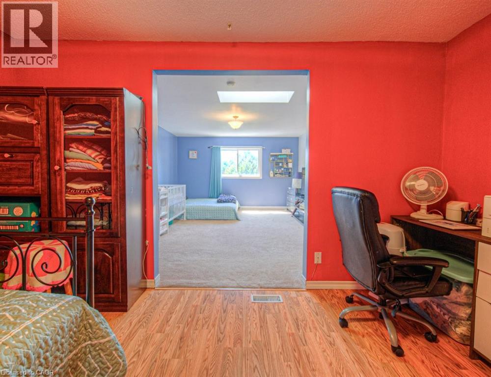 Photo 25 of 164 Green Valley Drive, Kitchener ON