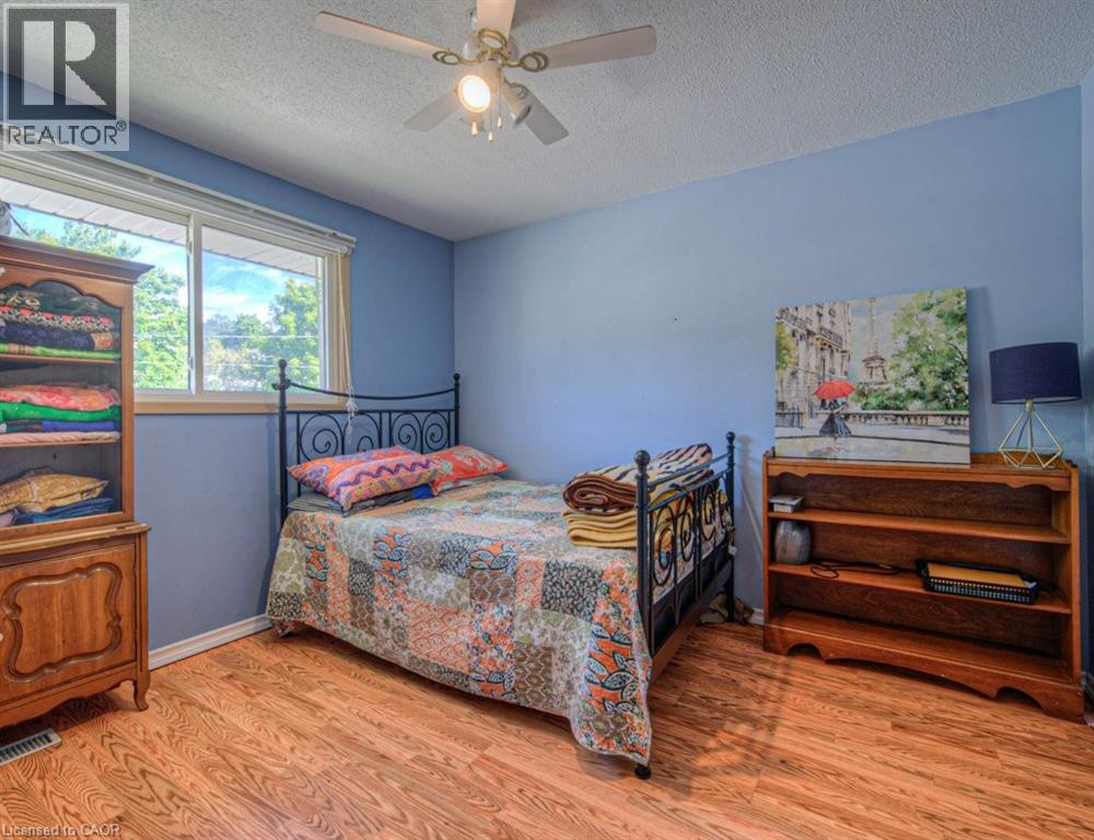 Photo 26 of 164 Green Valley Drive, Kitchener ON