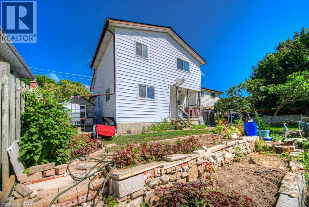 Photo 40 of 164 Green Valley Drive, Kitchener ON