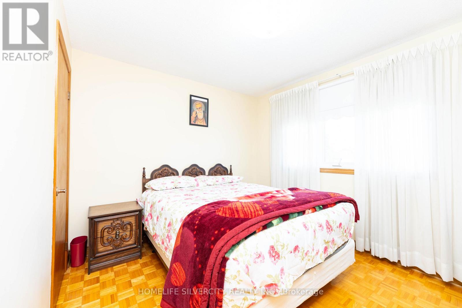 Photo 28 of 144 Jackman Crescent, Vaughan ON