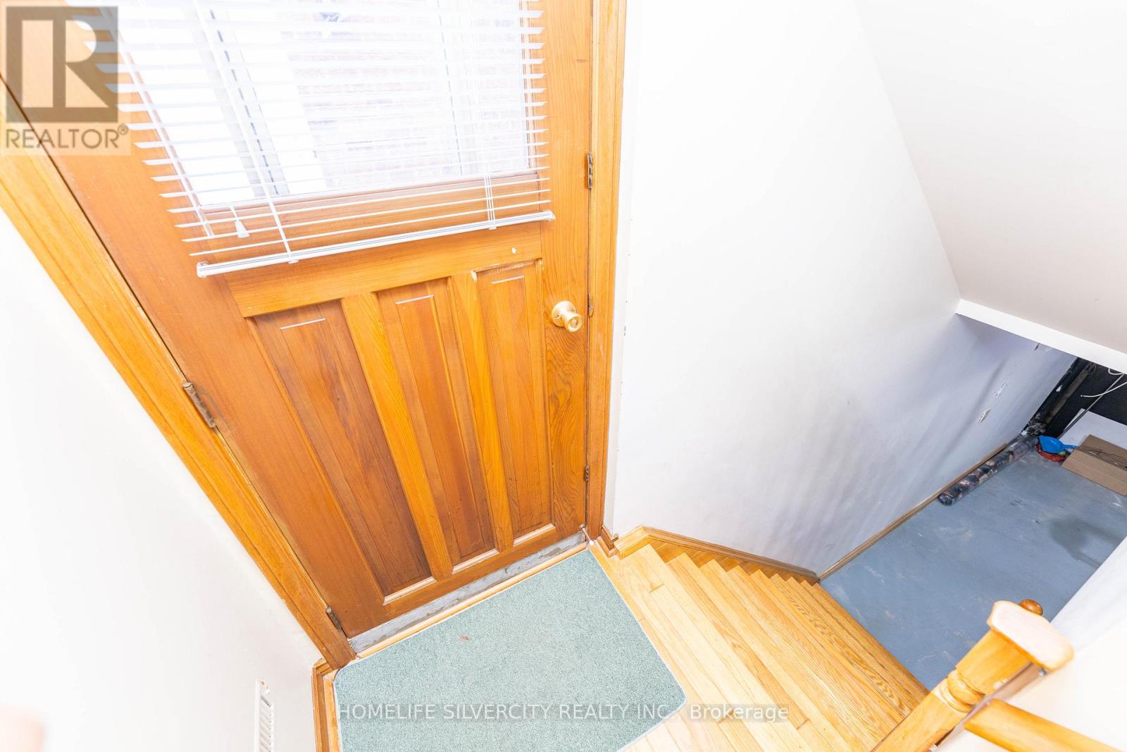 Photo 40 of 144 Jackman Crescent, Vaughan ON