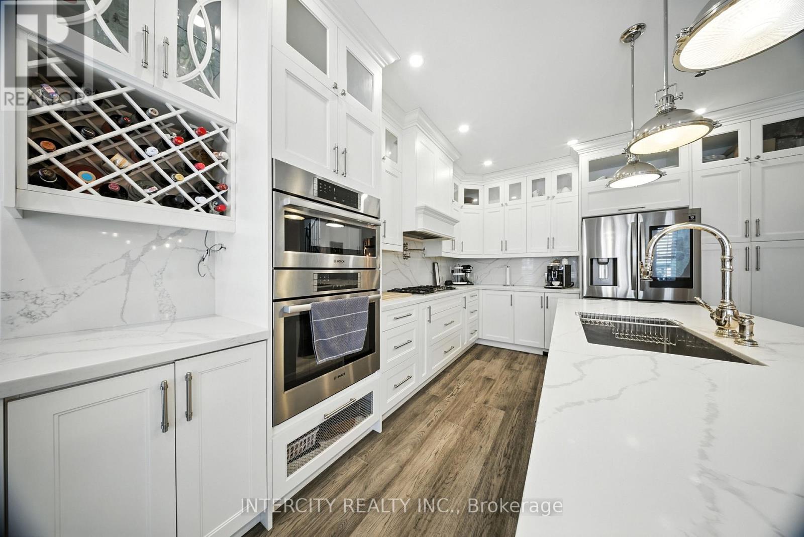 Photo 15 of 74 Terme Avenue, Vaughan ON