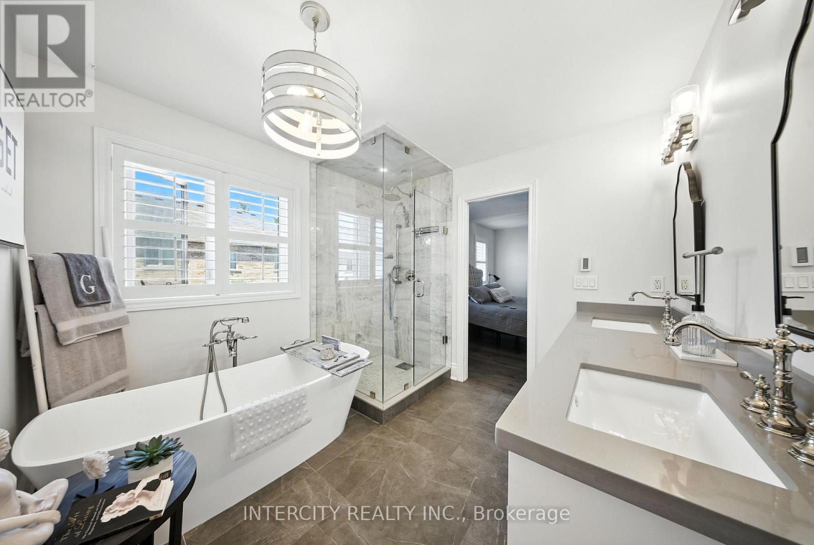 Photo 22 of 74 Terme Avenue, Vaughan ON