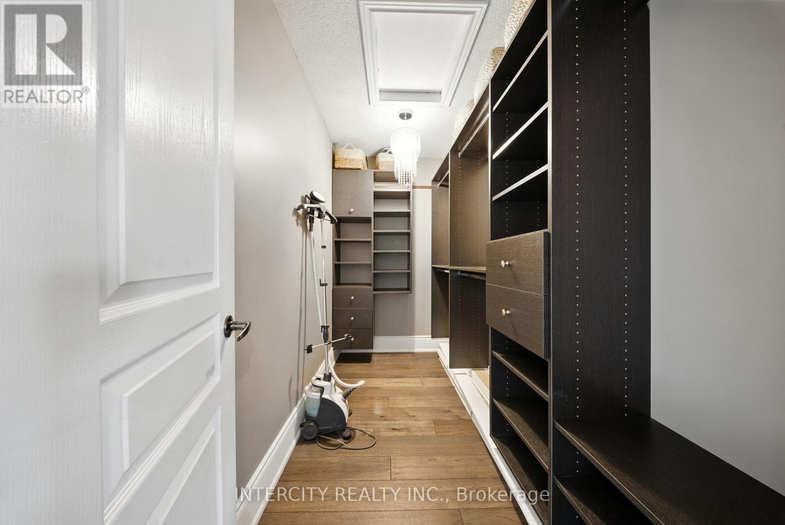 Photo 23 of 74 Terme Avenue, Vaughan ON