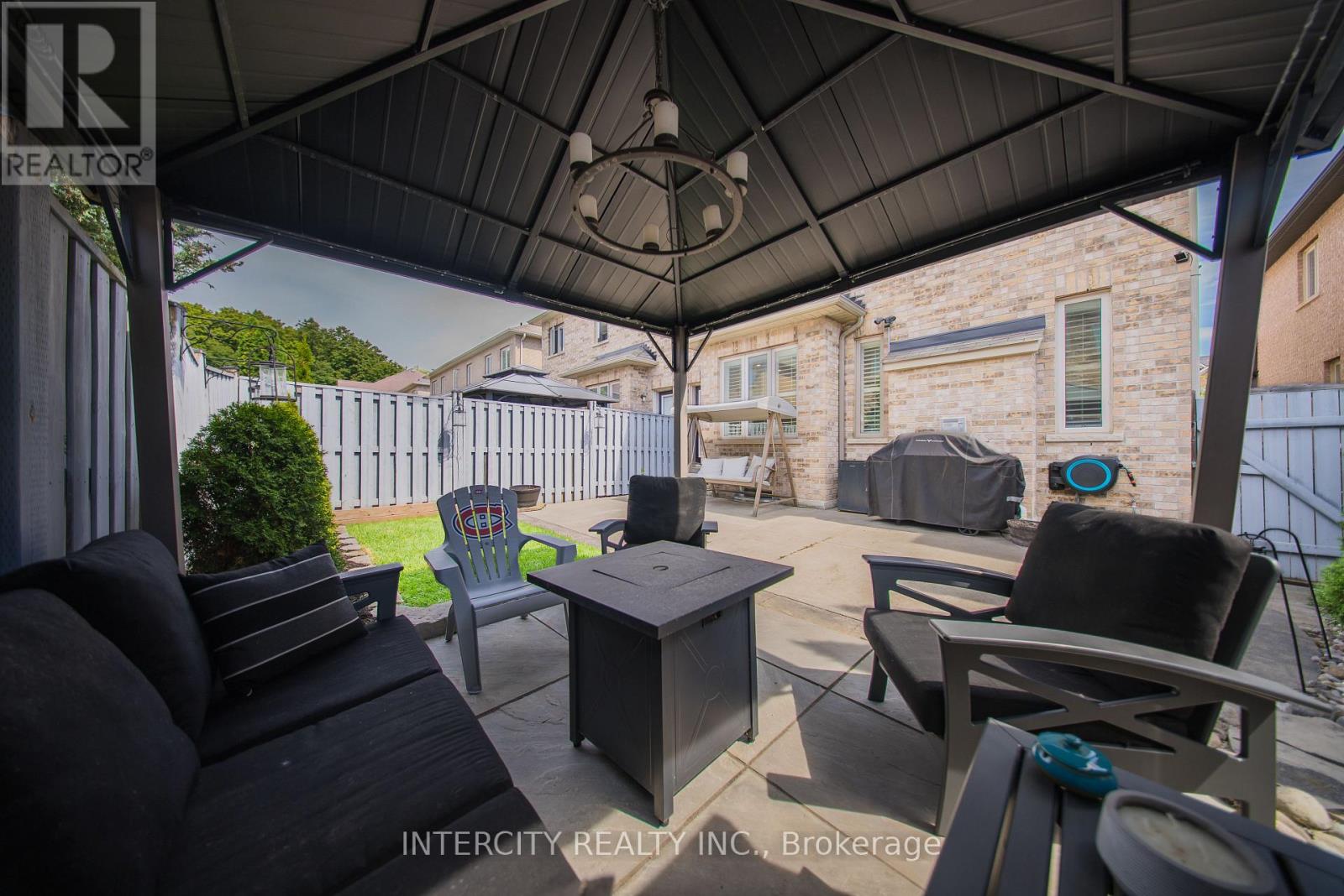 Photo 37 of 74 Terme Avenue, Vaughan ON
