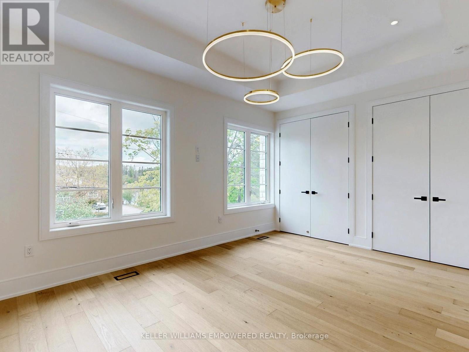 Photo 35 of 69 Snively Street, Richmond Hill ON