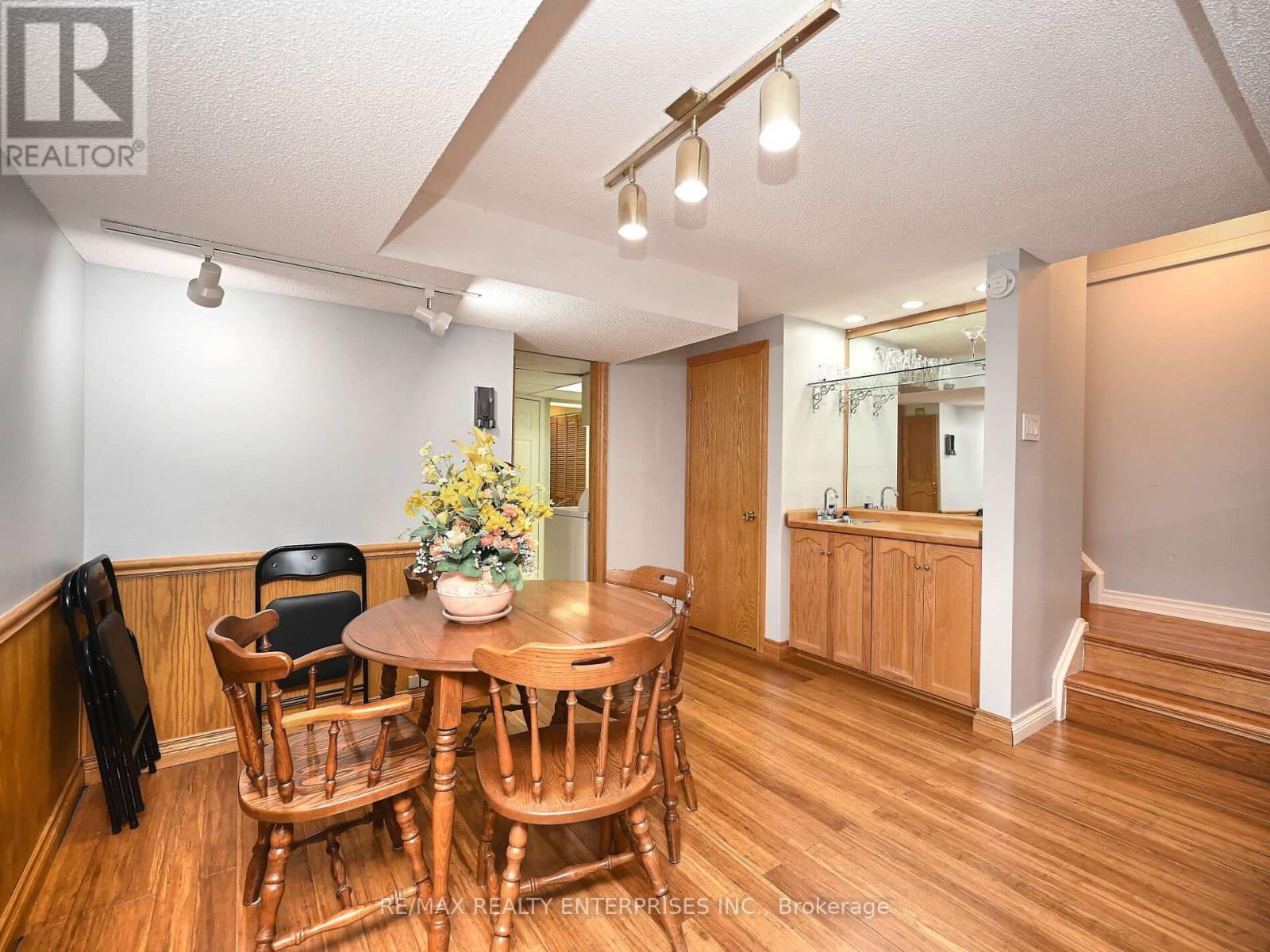 Photo 23 of 114 2205 South Millway Road, Mississauga ON
