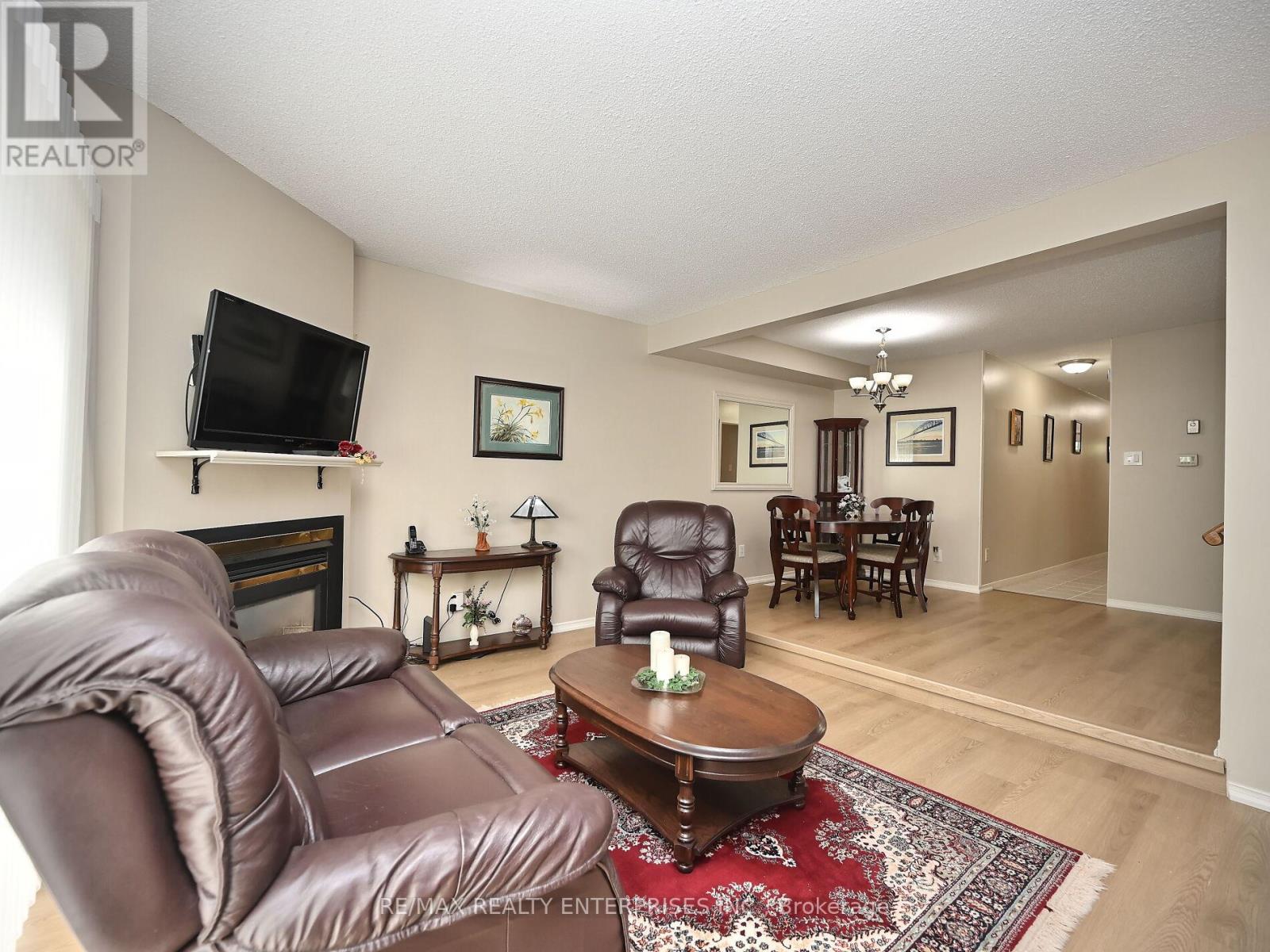 Photo 9 of 114 2205 South Millway Road, Mississauga ON