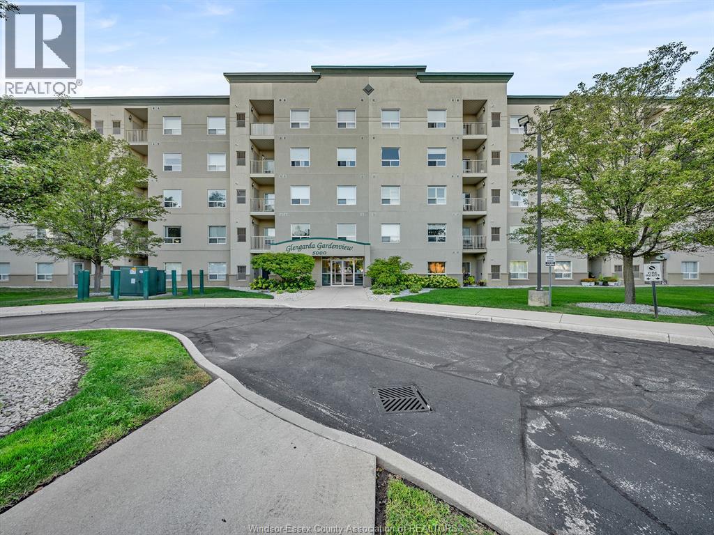 Photo 1 of 5000 Wyandotte Street East Unit 511, Windsor ON