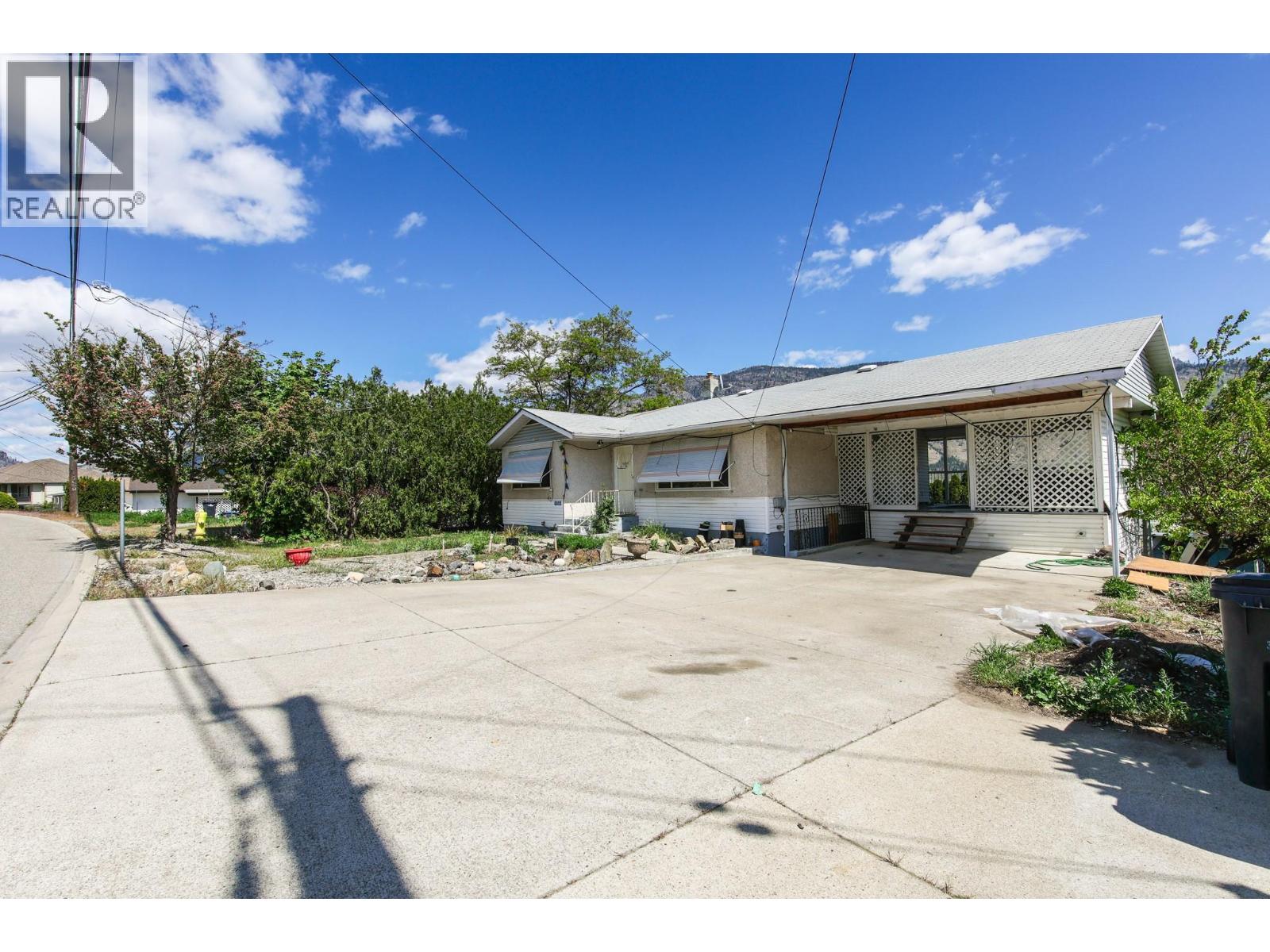8009 87th Street, Osoyoos
