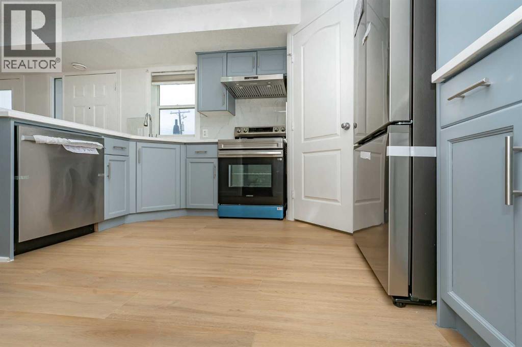 Photo 11 of 3 55 Collingwood Place Nw, Calgary AB