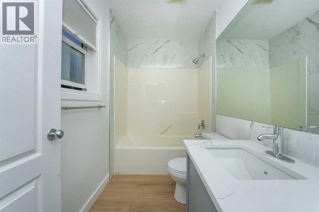 Photo 22 of 3 55 Collingwood Place Nw, Calgary AB
