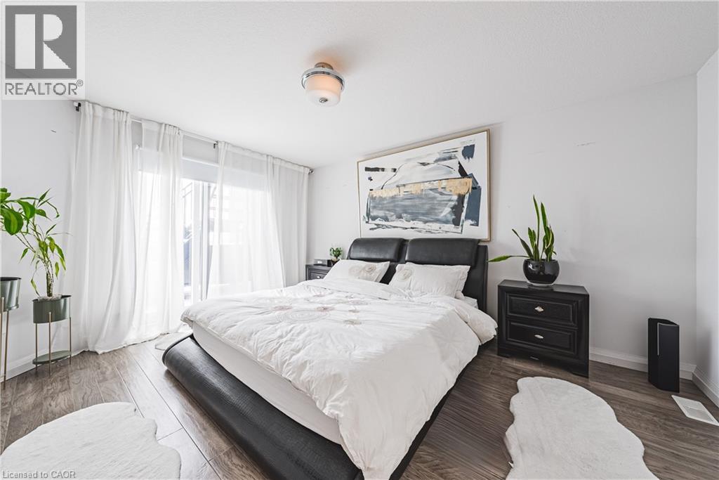 Photo 22 of 35 Midhurst Heights Unit 26, Stoney Creek ON