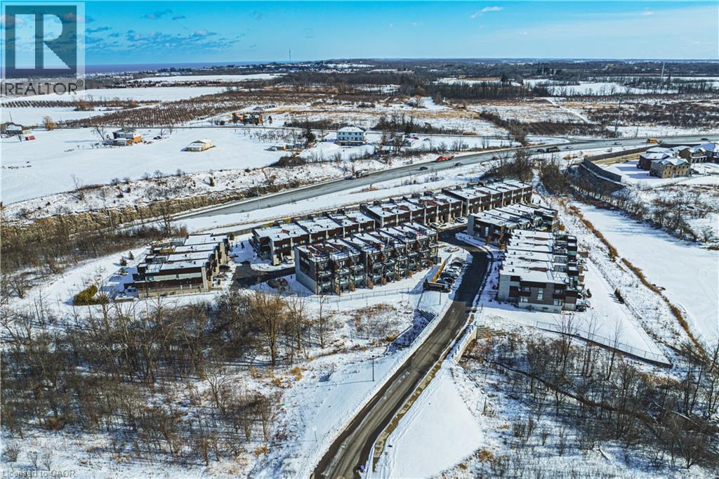 Photo 40 of 35 Midhurst Heights Unit 26, Stoney Creek ON