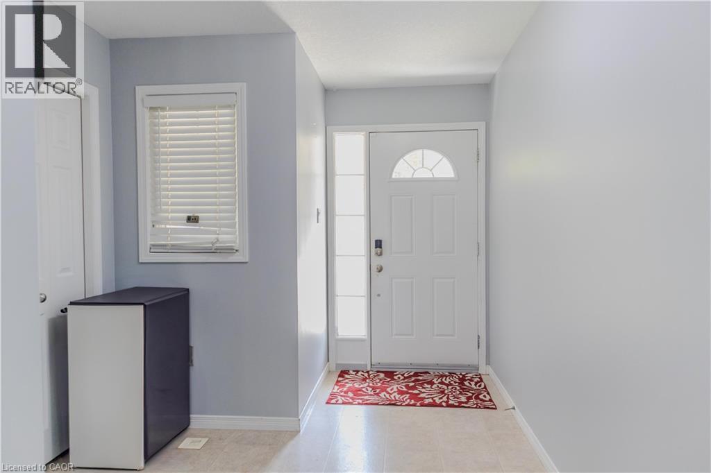 Photo 5 of 564 Woolgrass Avenue, Waterloo ON