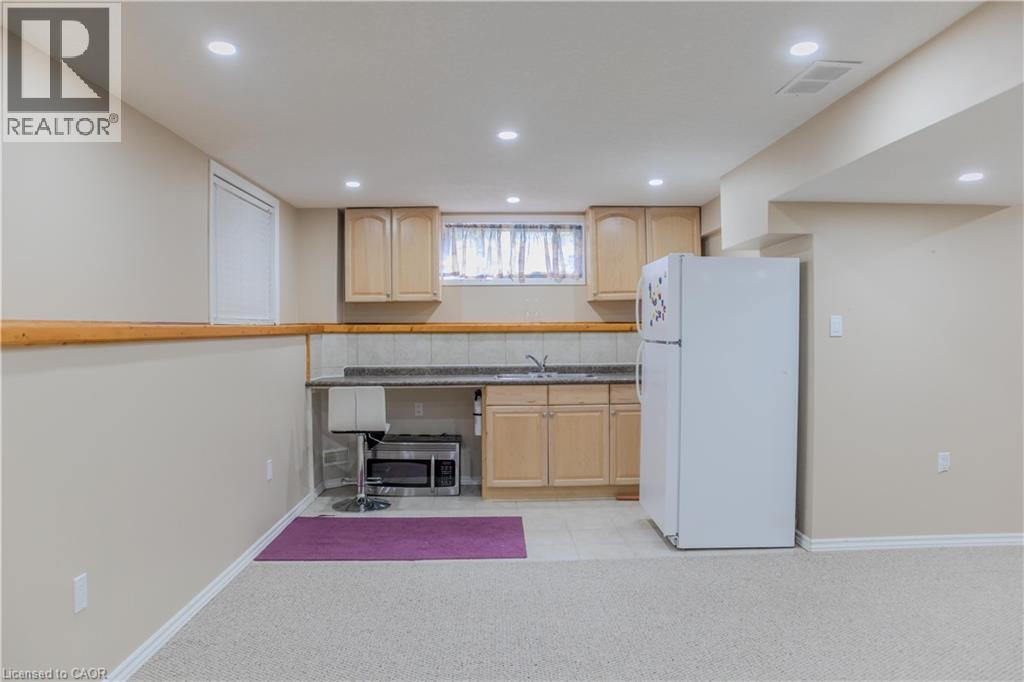Photo 13 of 564 Woolgrass Avenue, Waterloo ON