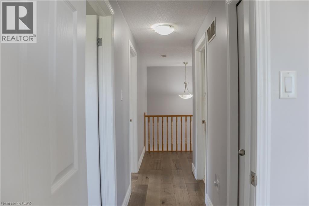 Photo 31 of 564 Woolgrass Avenue, Waterloo ON