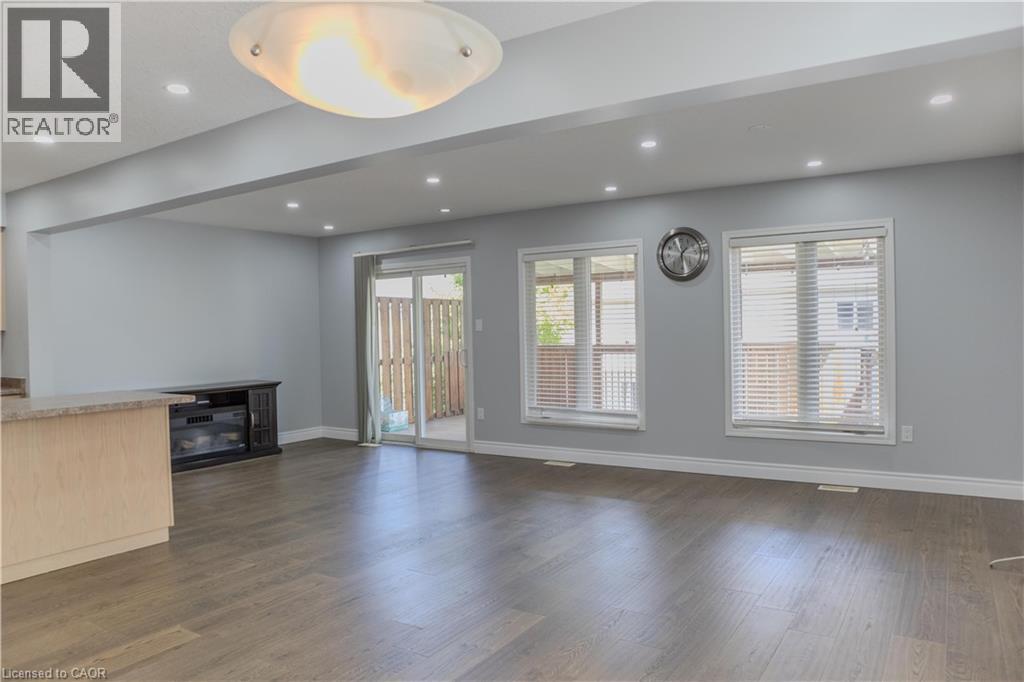 Photo 25 of 564 Woolgrass Avenue, Waterloo ON