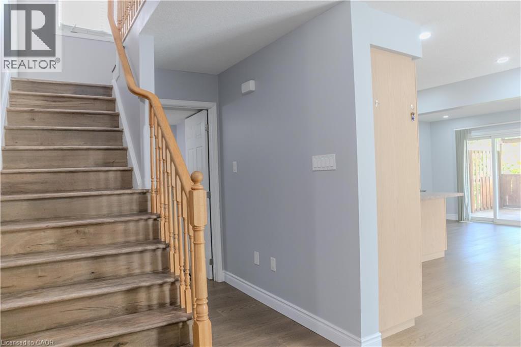Photo 28 of 564 Woolgrass Avenue, Waterloo ON