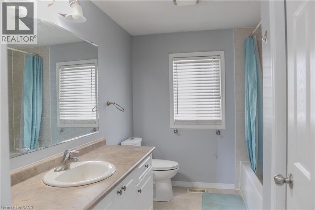 Photo 40 of 564 Woolgrass Avenue, Waterloo ON