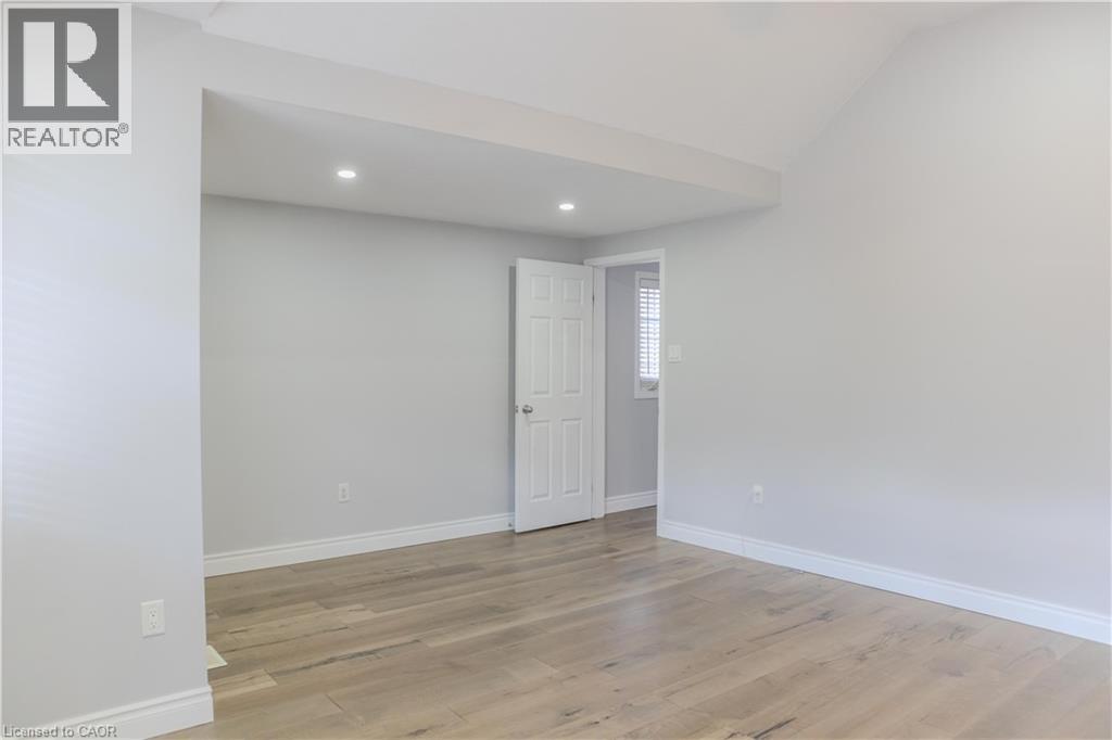 Photo 43 of 564 Woolgrass Avenue, Waterloo ON