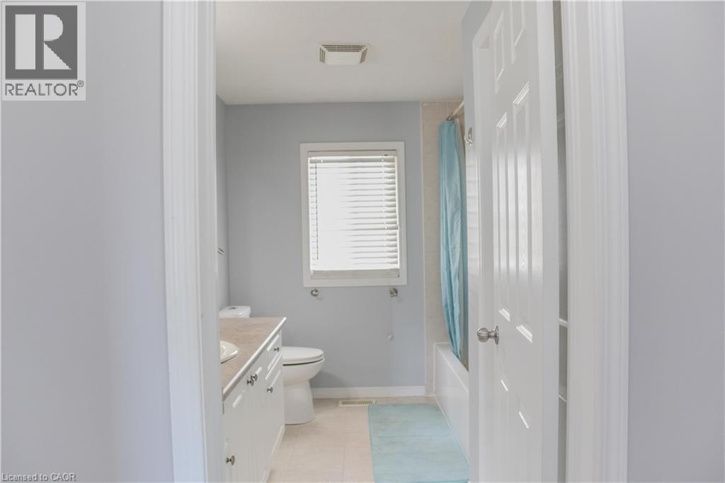 Photo 42 of 564 Woolgrass Avenue, Waterloo ON